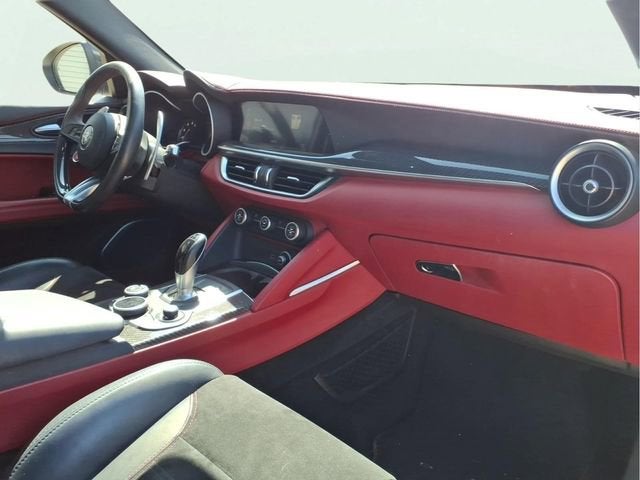 2019 Alfa Romeo Stelvio Quadrifoglio AWD