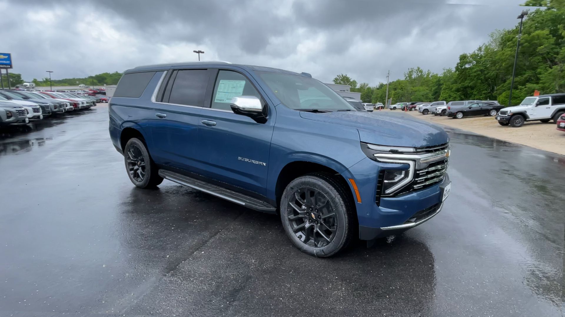 2025 Chevrolet Suburban Premier