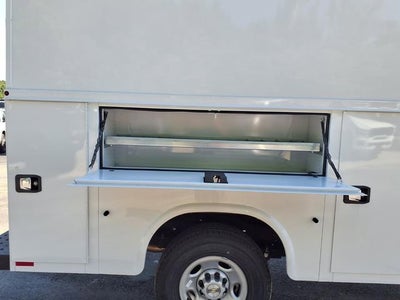 2026 Chevrolet Express Cutaway 3500 1WT